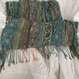 Multicolor pastel scarf